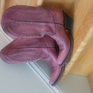 Ariat, women's cowboy boots, distressed mauve, 8.5